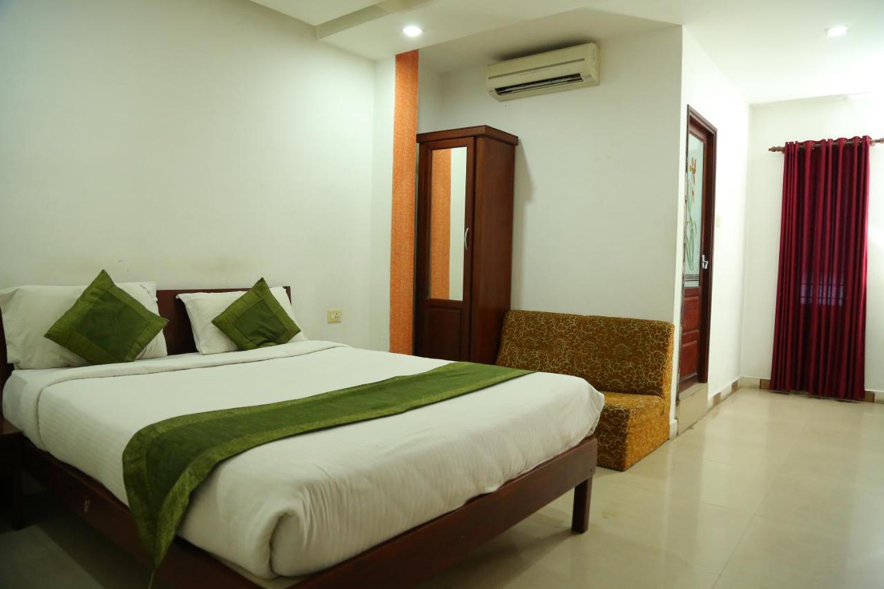 Malabar Plaza Inn Kochi Εξωτερικό φωτογραφία