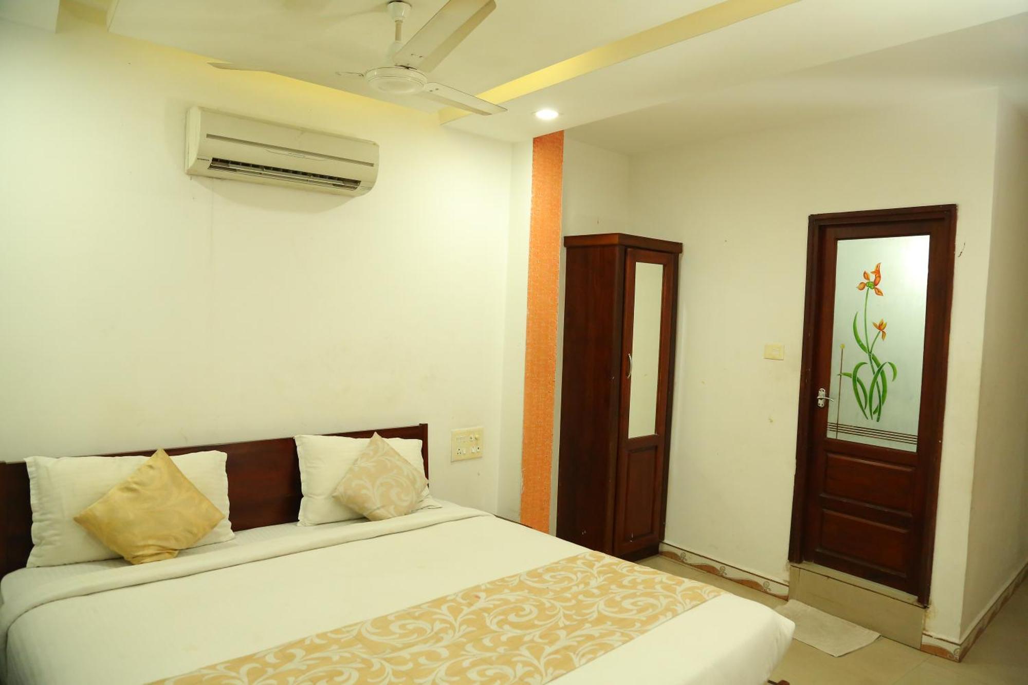 Malabar Plaza Inn Kochi Εξωτερικό φωτογραφία
